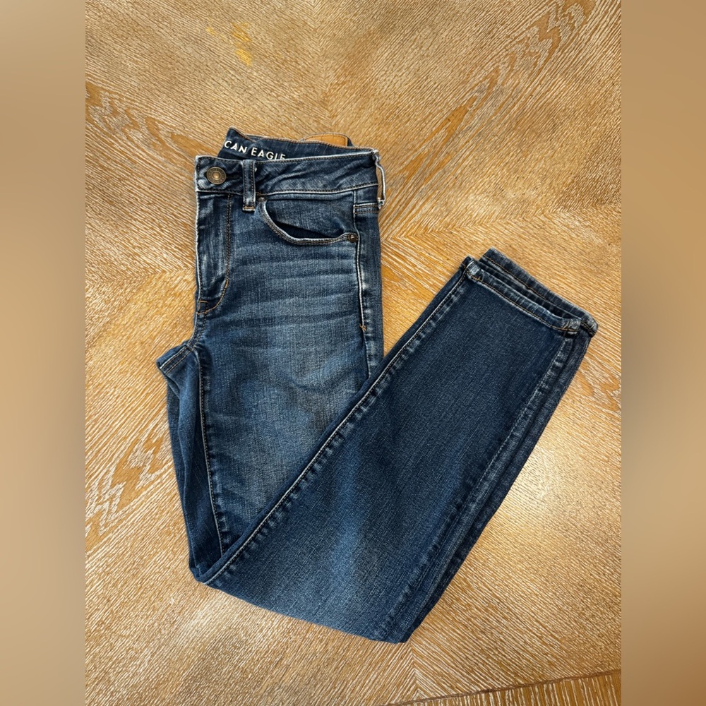 American Eagle Blue skinny Next Level Stretch Jeans Sz6Pet Waist 30” Inseam 27”